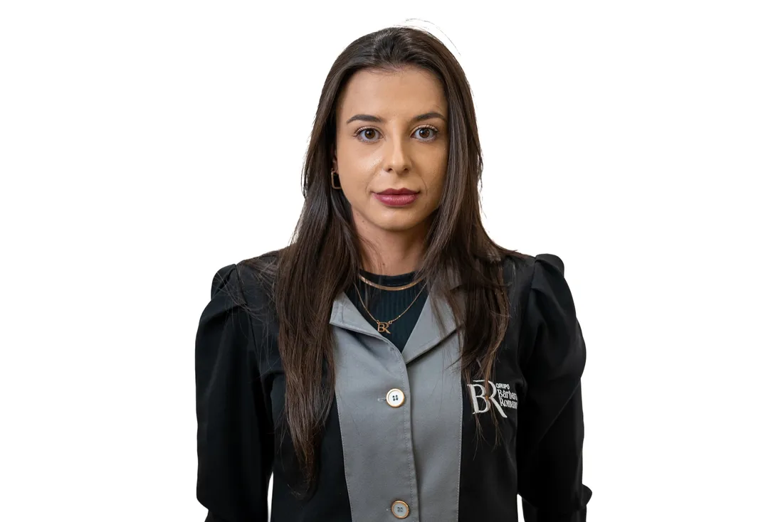 Dra. Bárbara Romano de jaleco